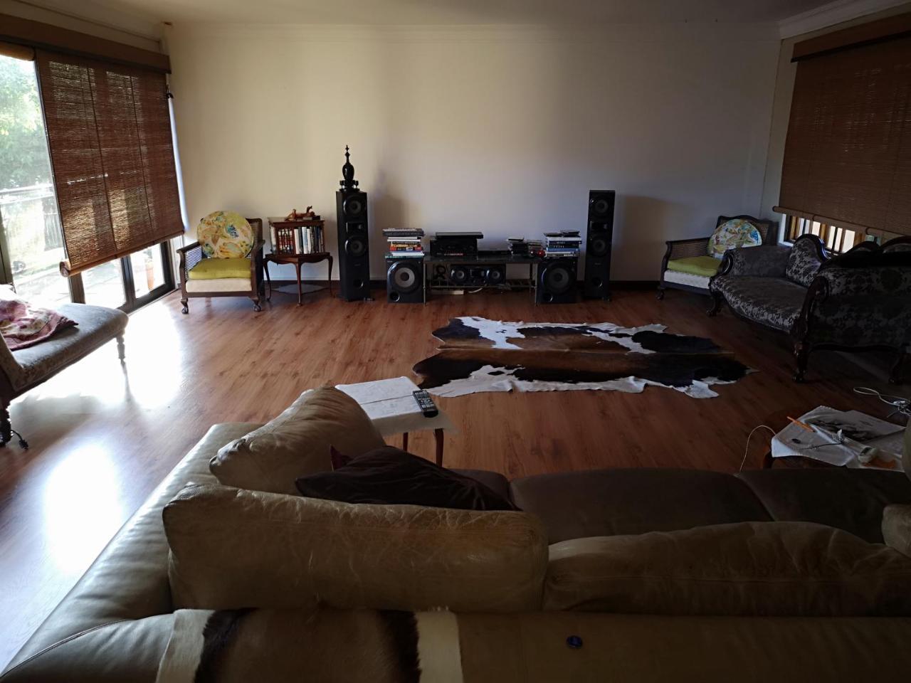 Ekhaya Guest House Баллито Экстерьер фото