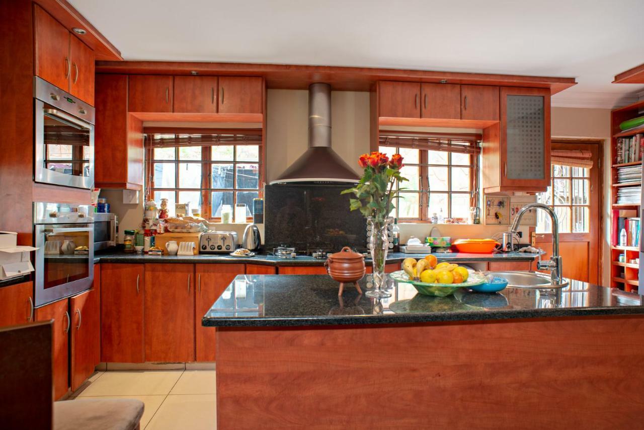 Ekhaya Guest House Баллито Экстерьер фото