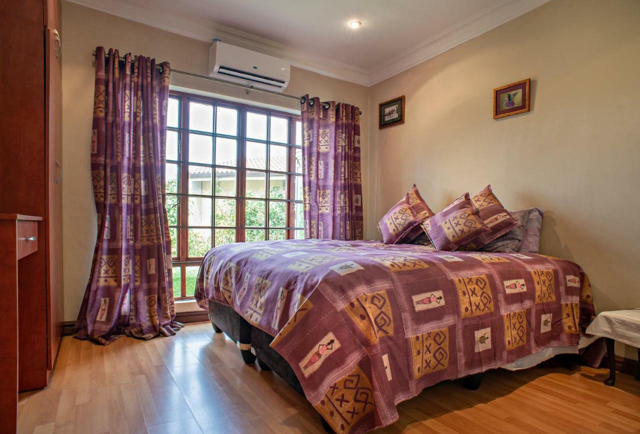 Ekhaya Guest House Баллито Экстерьер фото